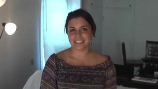 Amadora morena grossa sendo fodida profundamente