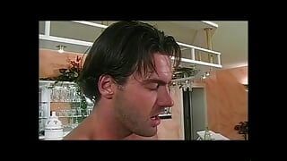 Alessandra Schiavo 100% anal – (filme original completo em HD)