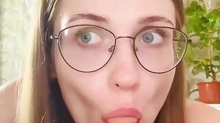 Boquete molhado de Naughty Girl com corpo perfeito