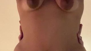 Latina de 18 anos fodida com força