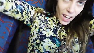 Menina polonesa de 18 anos chupando muito