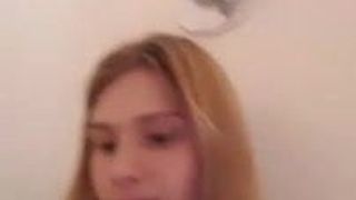 Selfie stick no chuveiro