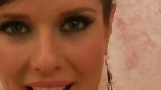 Veronica Avluv – primeiro pornô veronica avluv uma puta milf com