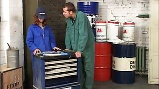 Melhor versão grátis para alemã na traseira, não completa vol 990