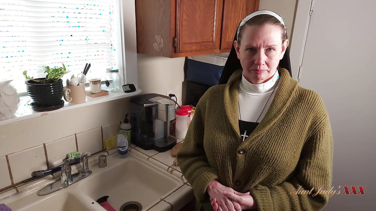 AuntJudysXXX – Naughty Horny Mature Nun Autumn Fucks the Handyman
