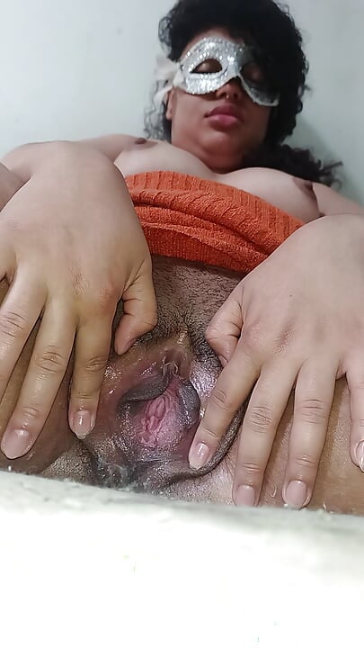 Big creamy pussy cumming deliciously with a hot masturbation