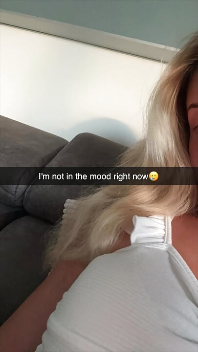 Cum from a strange guy on the pussy of my horny girlfriend Snapchat