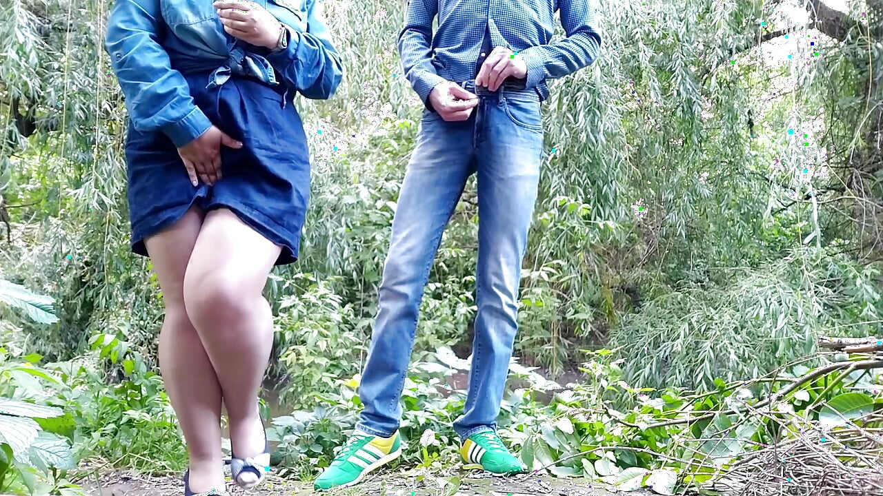 The sound of a milf’s wet pussy masturbating made me cum in nature