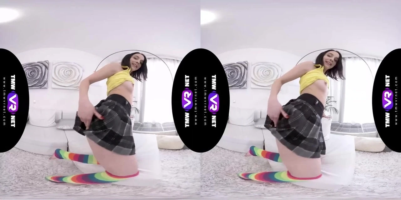 TmwVRnet – Charlotte Johnson – Playful Brunette