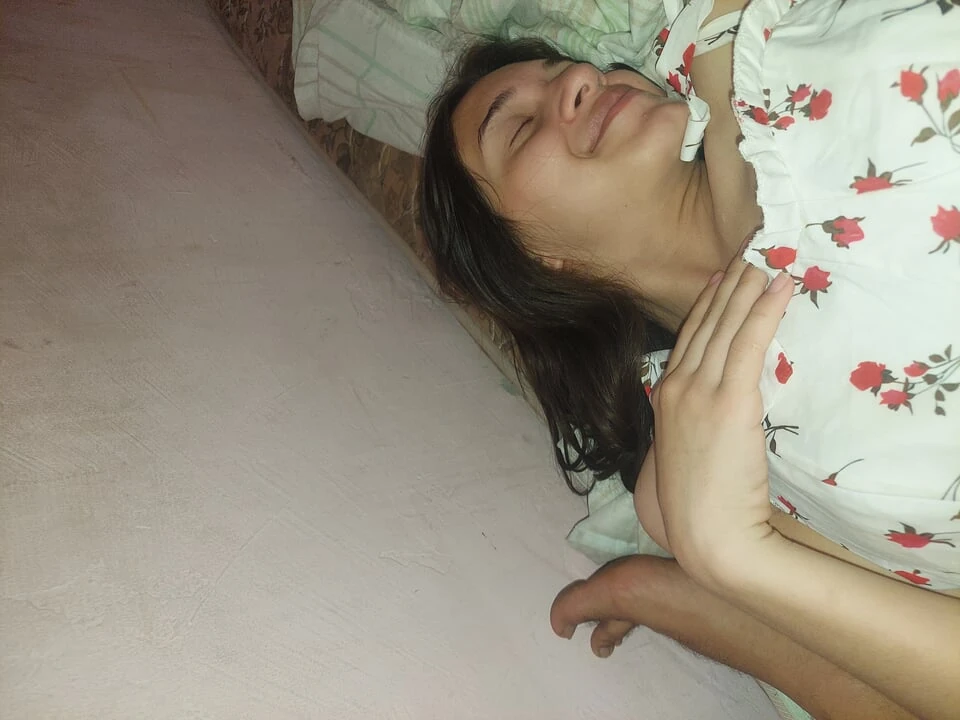 My girlfriend is beautiful and enjoys homemade fucking from the front