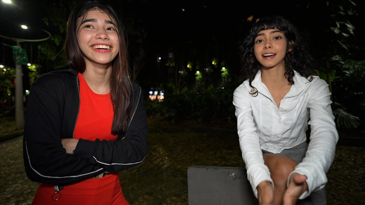 Public Pickup – We Met Her In A Park And Made Her Join A Threesome